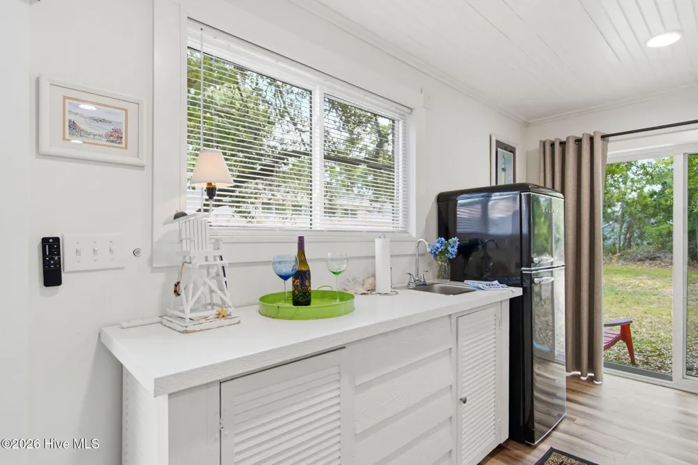 206 E Oak Island Drive Oak Island, NC 28465