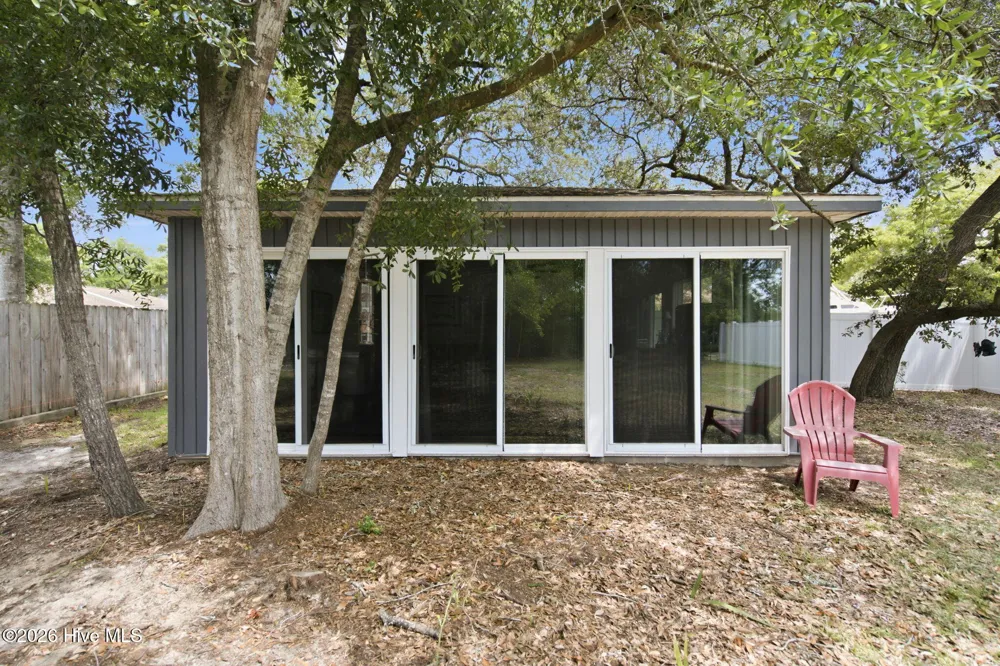 206 E Oak Island Drive Oak Island, NC 28465