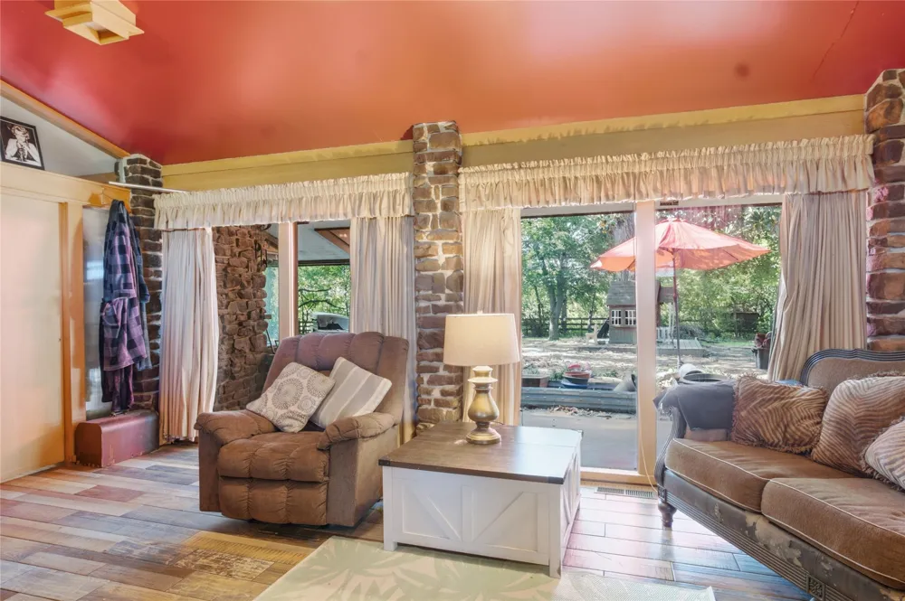 1979 Buffington Westville, OK 74965