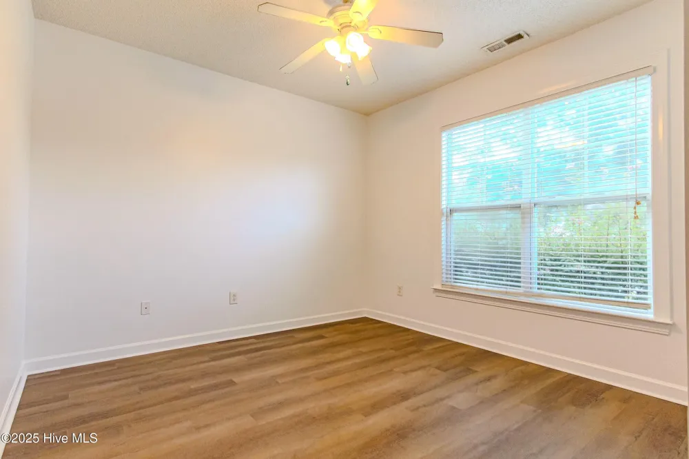 1005 Meadowlands Trail NW Calabash, NC 28467
