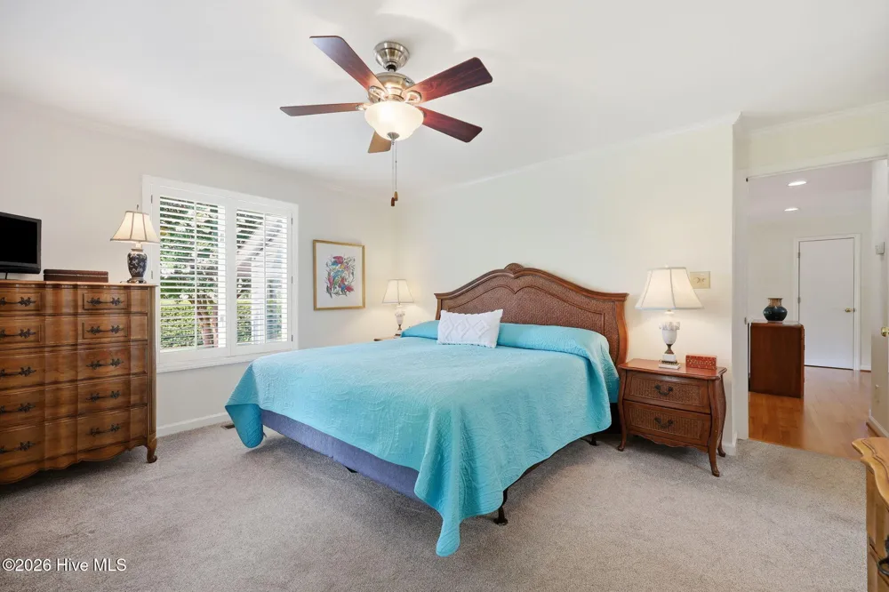 205 Austin Point Drive Washington, NC 27889
