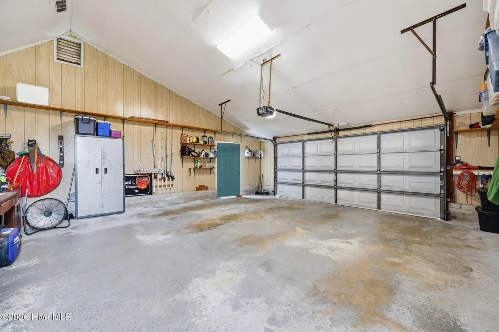 205 Austin Point Drive Washington, NC 27889