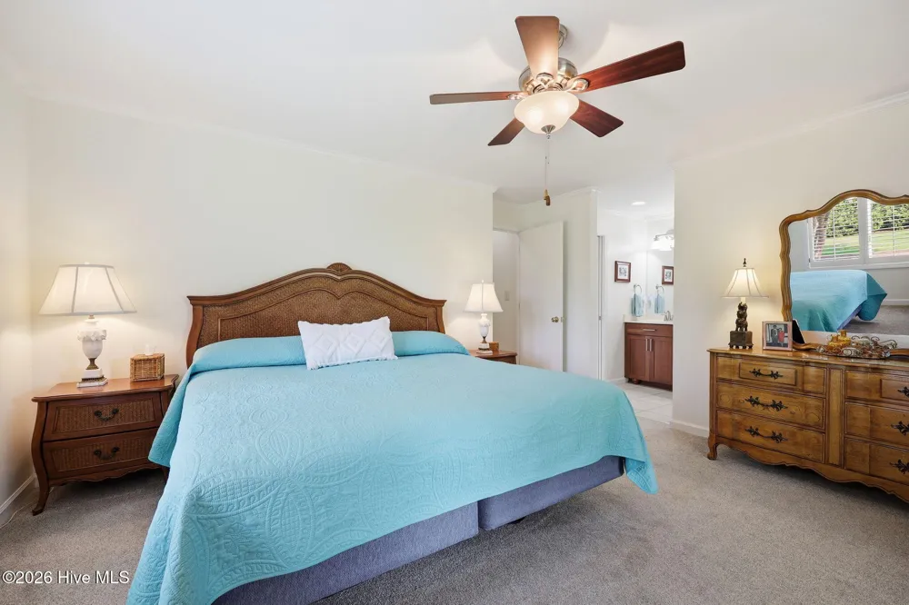 205 Austin Point Drive Washington, NC 27889