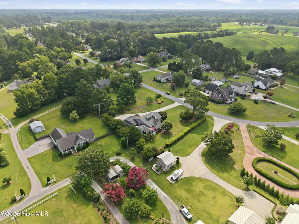 205 Austin Point Drive Washington, NC 27889