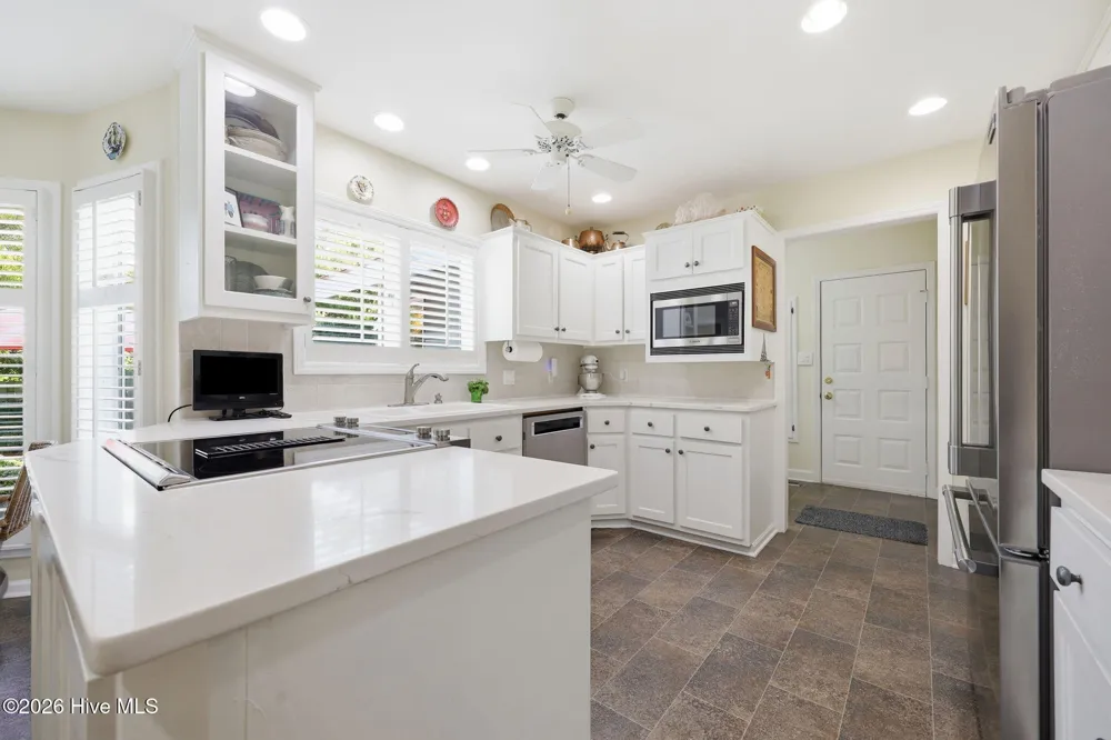 205 Austin Point Drive Washington, NC 27889