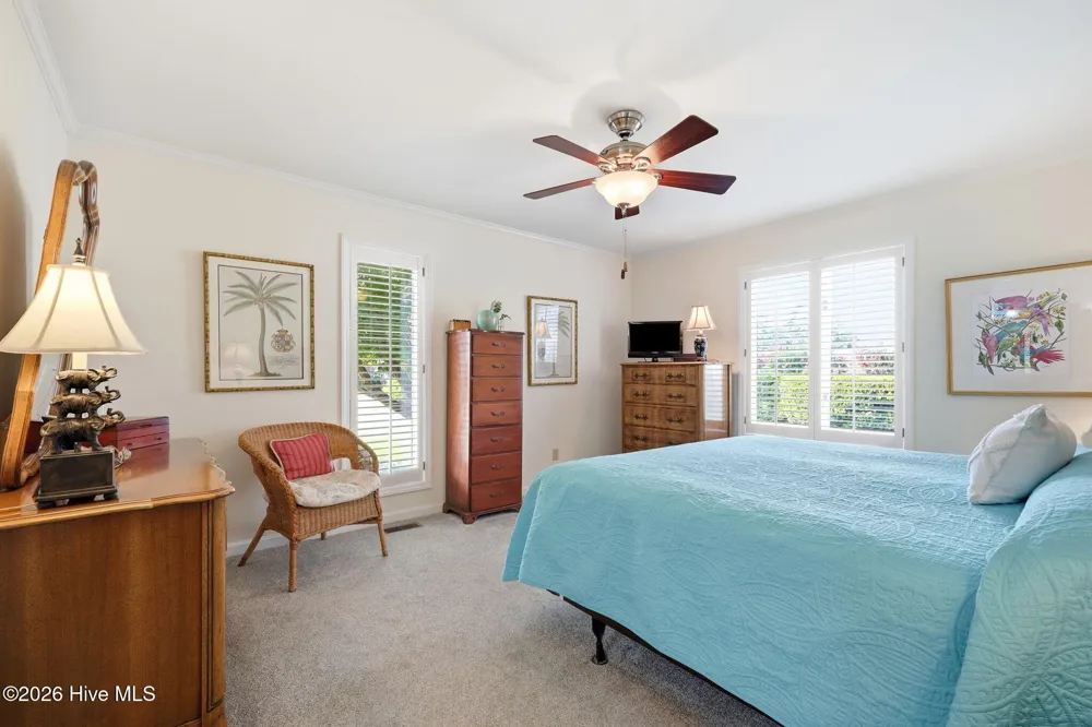205 Austin Point Drive Washington, NC 27889