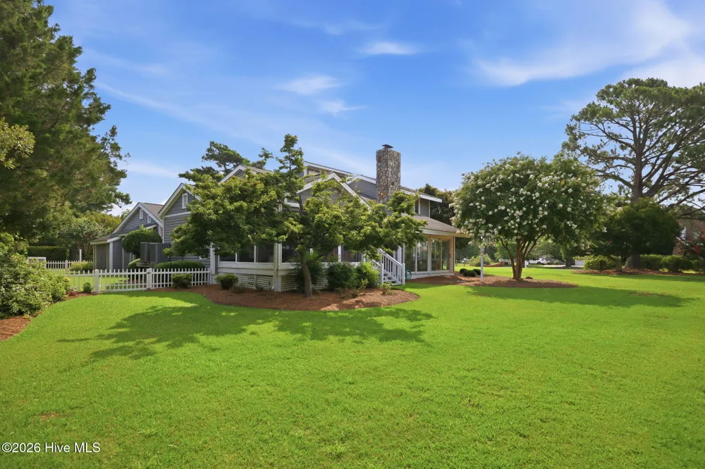 205 Austin Point Drive Washington, NC 27889