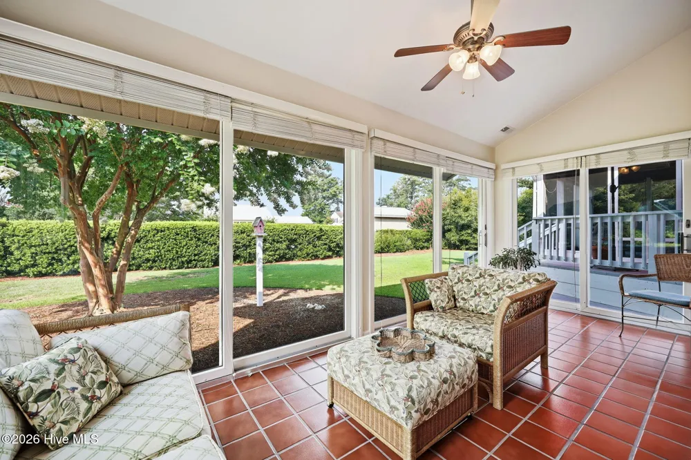 205 Austin Point Drive Washington, NC 27889