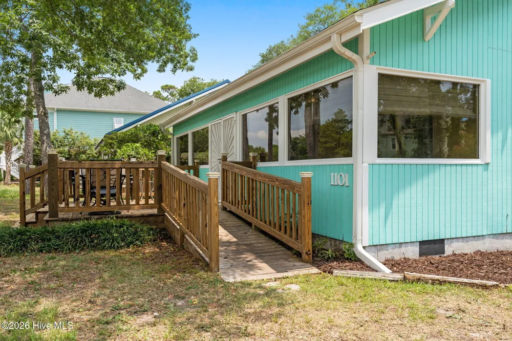 1101 E Oak Island Drive Oak Island, NC 28465