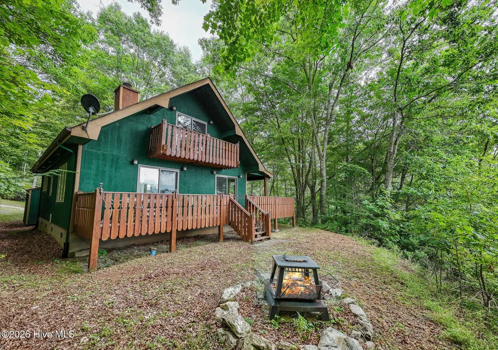 259 Laurel Lane Topton, NC 28781