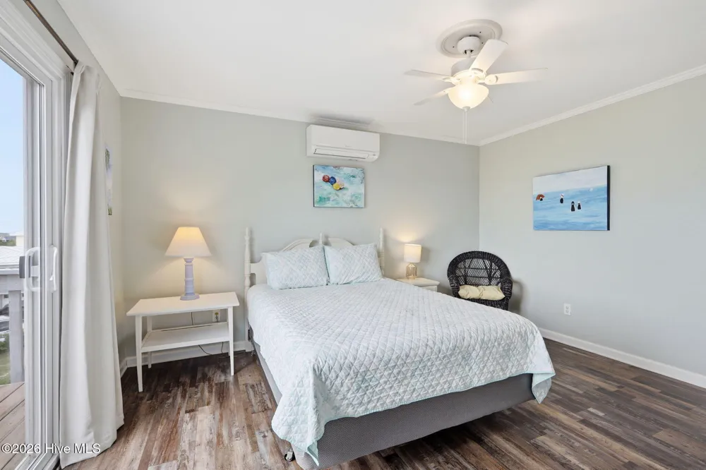 1116 E Fort Macon Road Atlantic Beach, NC 28512