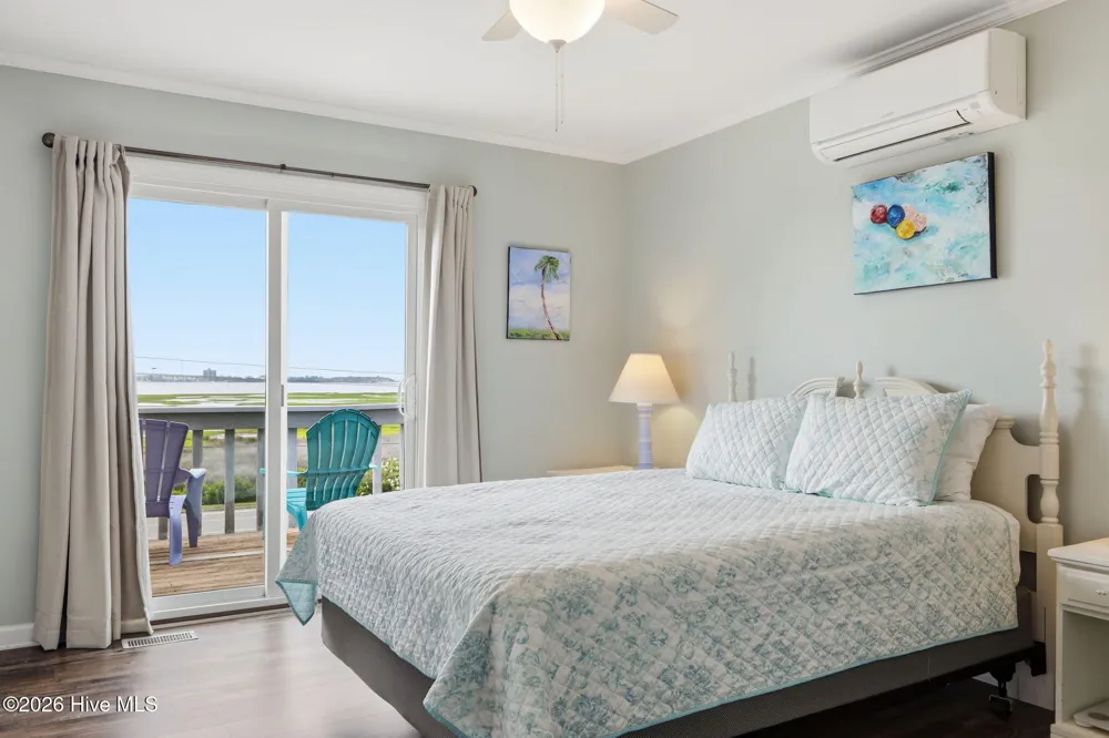 1116 E Fort Macon Road Atlantic Beach, NC 28512