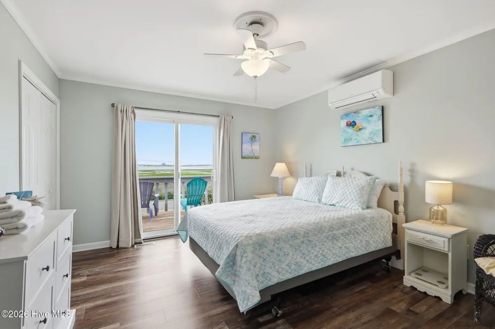 1116 E Fort Macon Road Atlantic Beach, NC 28512