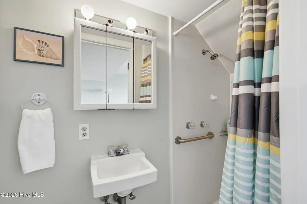 1116 E Fort Macon Road Atlantic Beach, NC 28512
