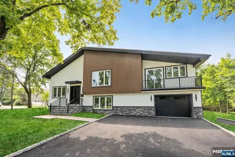 62 Asmus Road