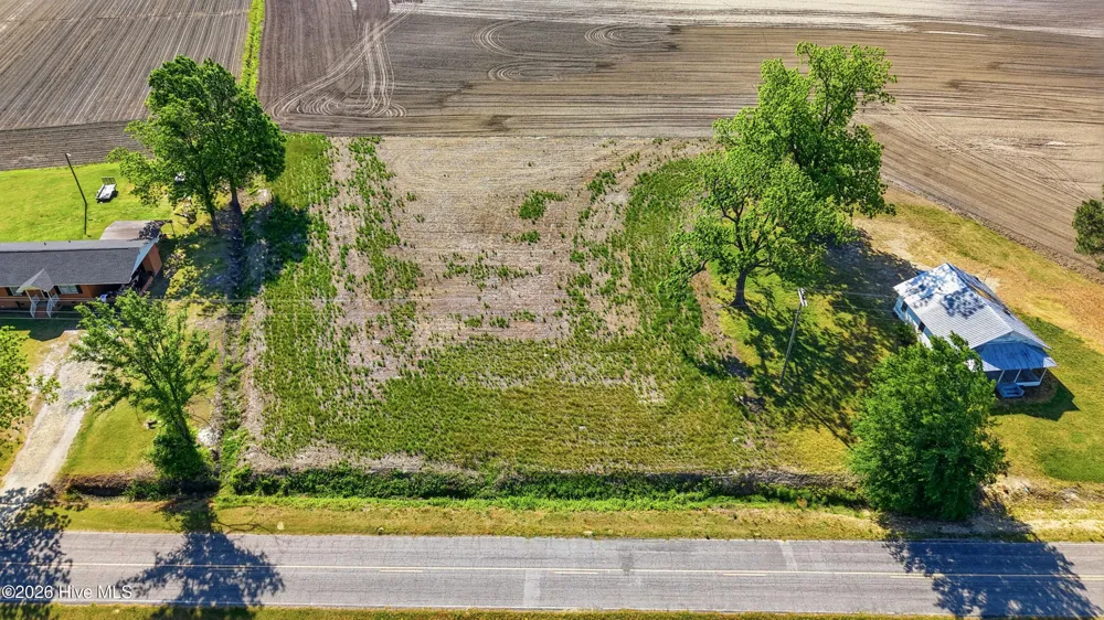 307 Flowers Road Mount Olive, NC 28365