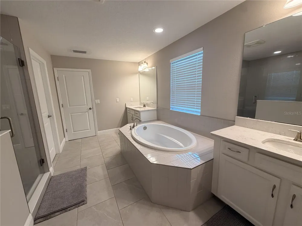18071 AERO AVENUE Land O Lakes, FL 34638