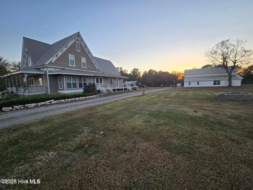 11940 Tom Gibson Road Laurinburg, NC 28352