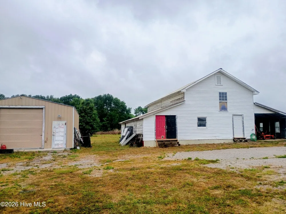 11940 Tom Gibson Road Laurinburg, NC 28352