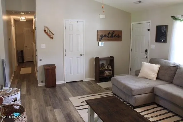 118 Pear Tree Lane Richlands, NC 28574