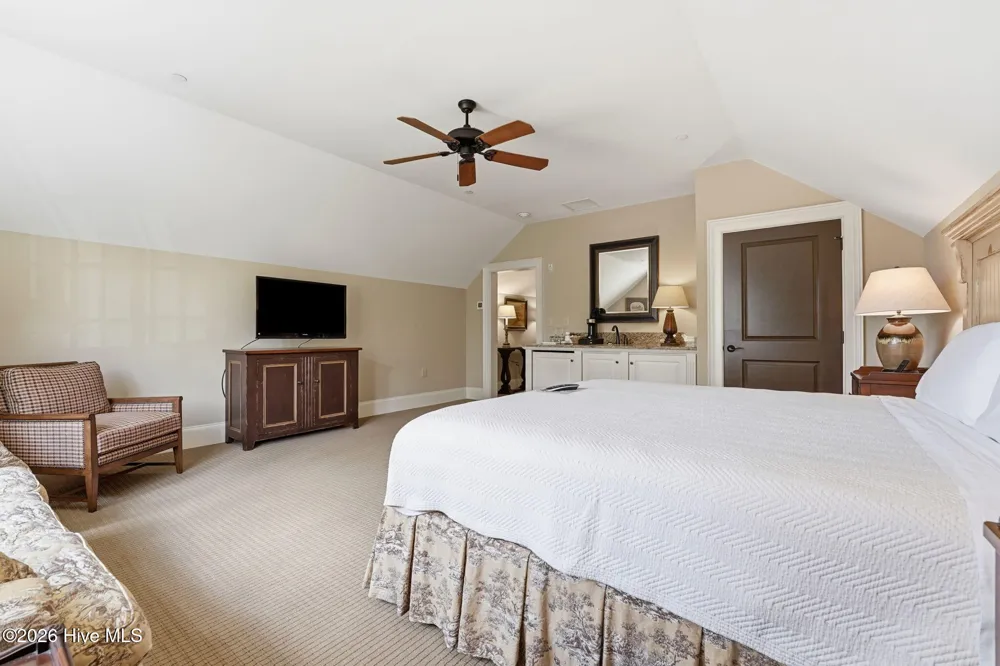 103 Forest Creek Drive #Suite J Pinehurst, NC 28374