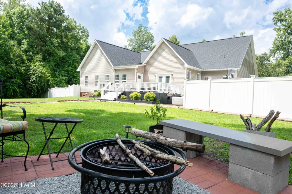 234 River Bend Road Jacksonville, NC 28540