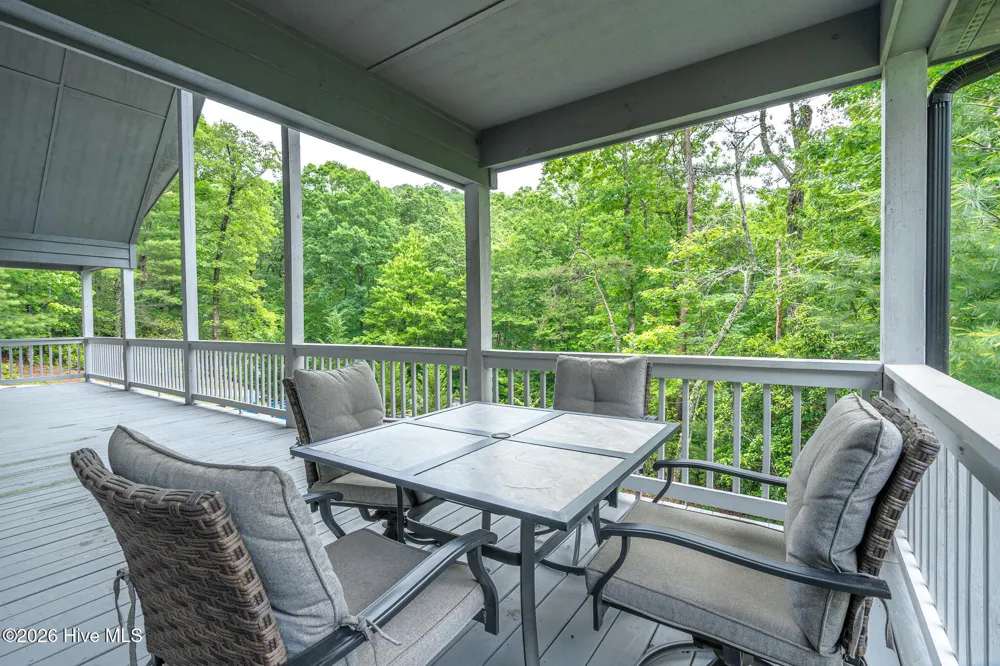 135 Heritage Trail Brasstown, NC 28902