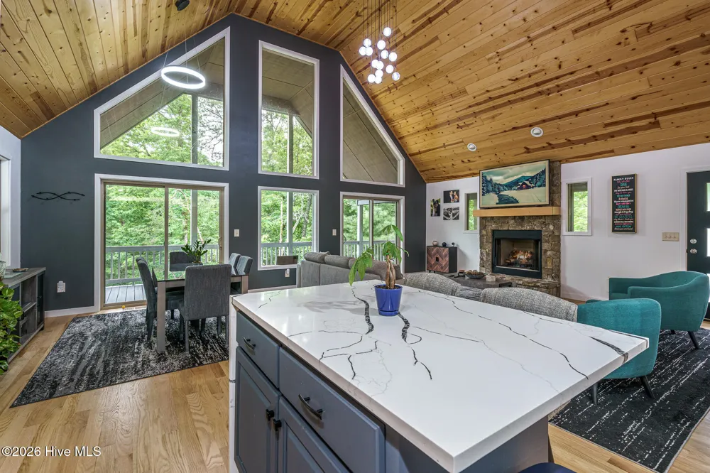 135 Heritage Trail Brasstown, NC 28902