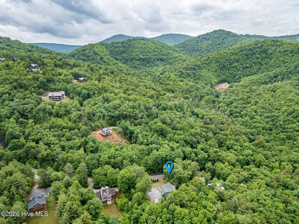 135 Heritage Trail Brasstown, NC 28902