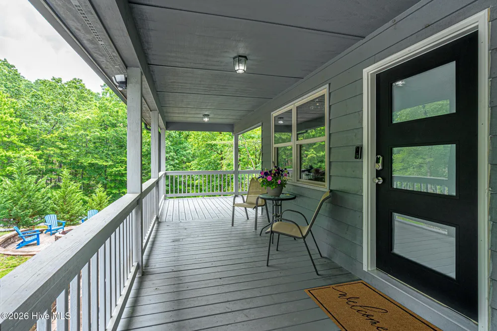 135 Heritage Trail Brasstown, NC 28902