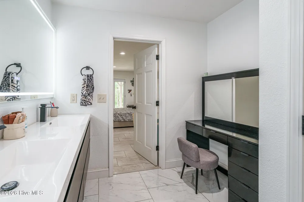 135 Heritage Trail Brasstown, NC 28902