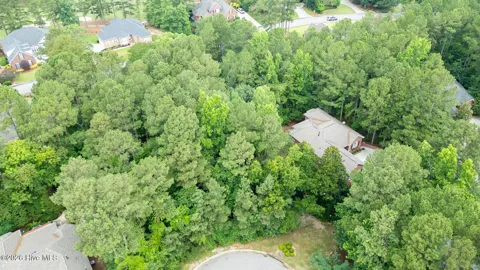 341 Huntington Court