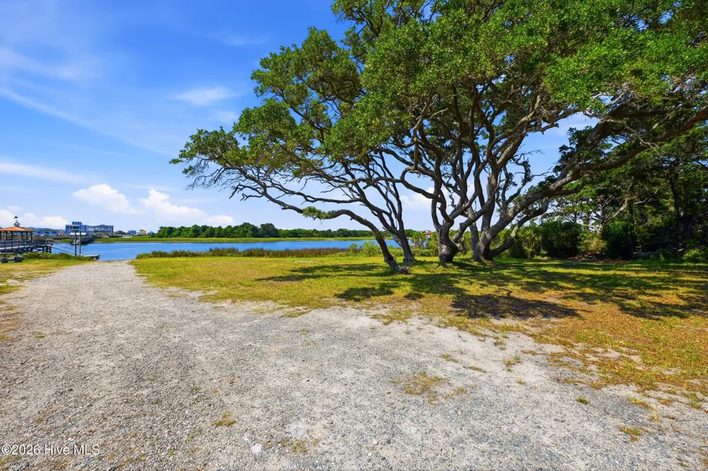 2686 Nags Head Road SW Supply, NC 28462