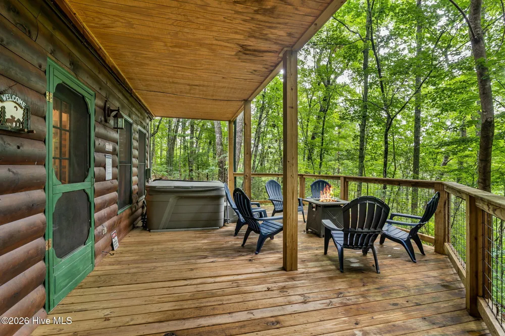 398 Mountain Tops Circle Blue Ridge, GA 30513