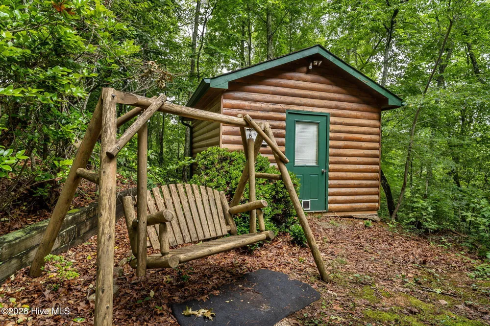 398 Mountain Tops Circle Blue Ridge, GA 30513