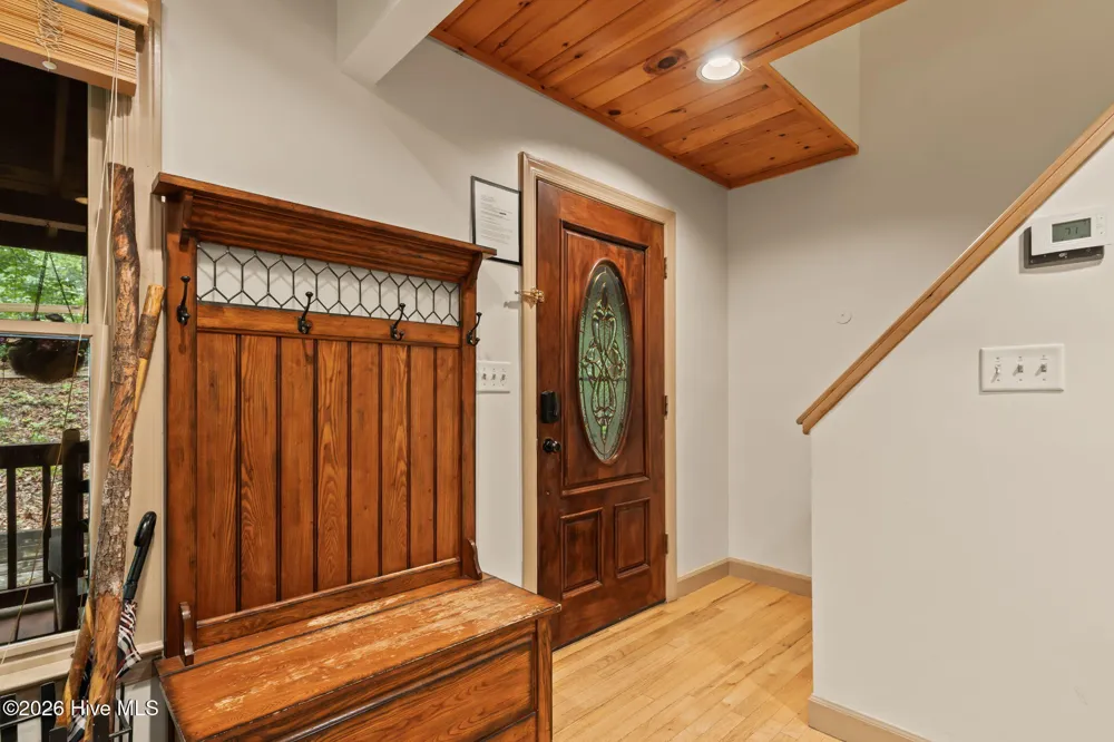 398 Mountain Tops Circle Blue Ridge, GA 30513