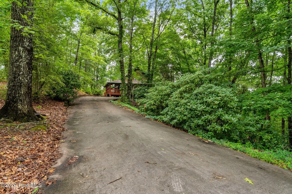 398 Mountain Tops Circle Blue Ridge, GA 30513