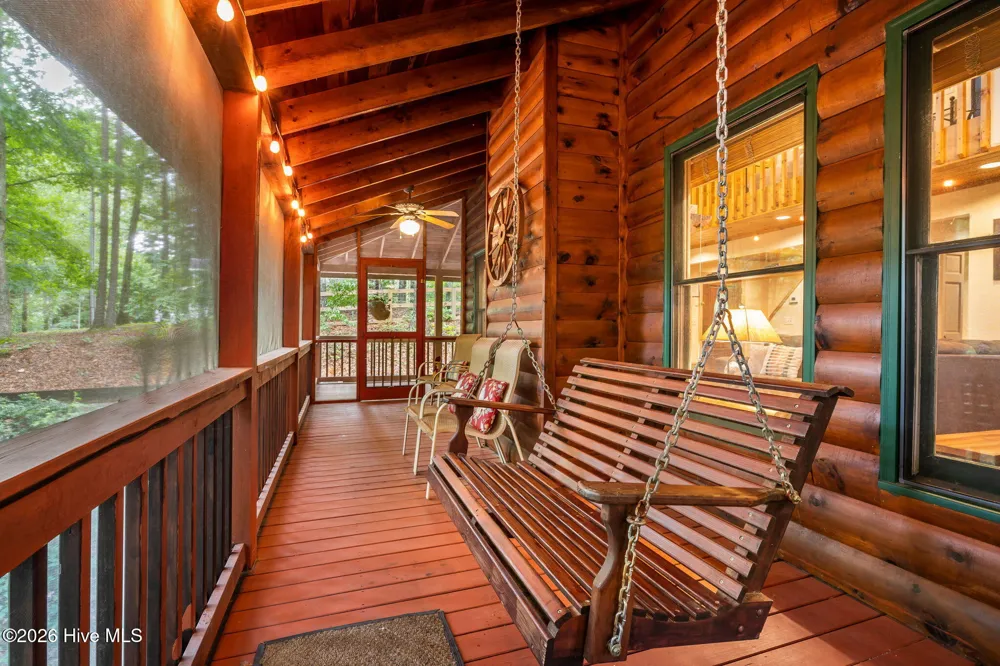 398 Mountain Tops Circle Blue Ridge, GA 30513