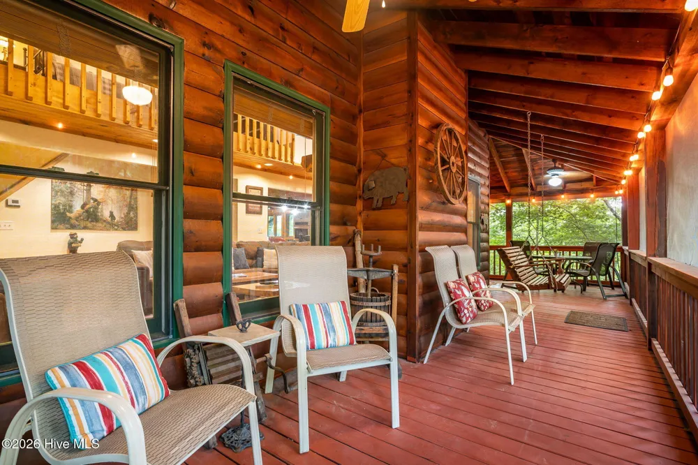 398 Mountain Tops Circle Blue Ridge, GA 30513
