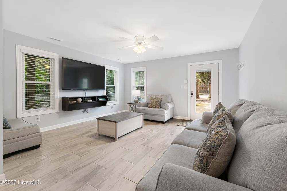 102 Sandpiper Lane Indian Beach, NC 28512