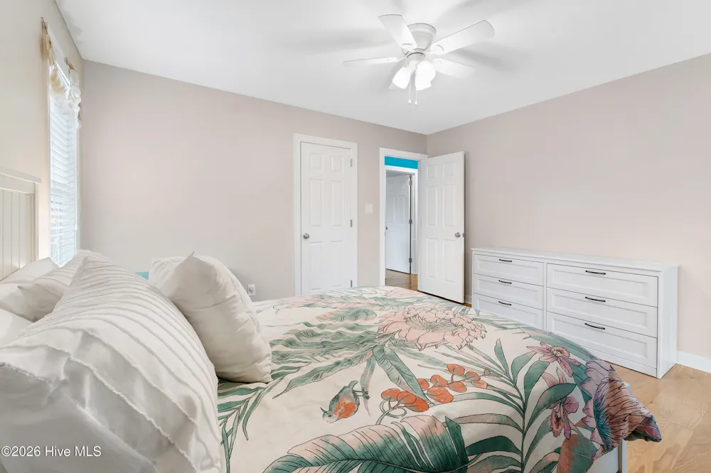 102 Sandpiper Lane Indian Beach, NC 28512