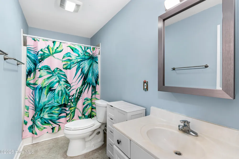 102 Sandpiper Lane Indian Beach, NC 28512