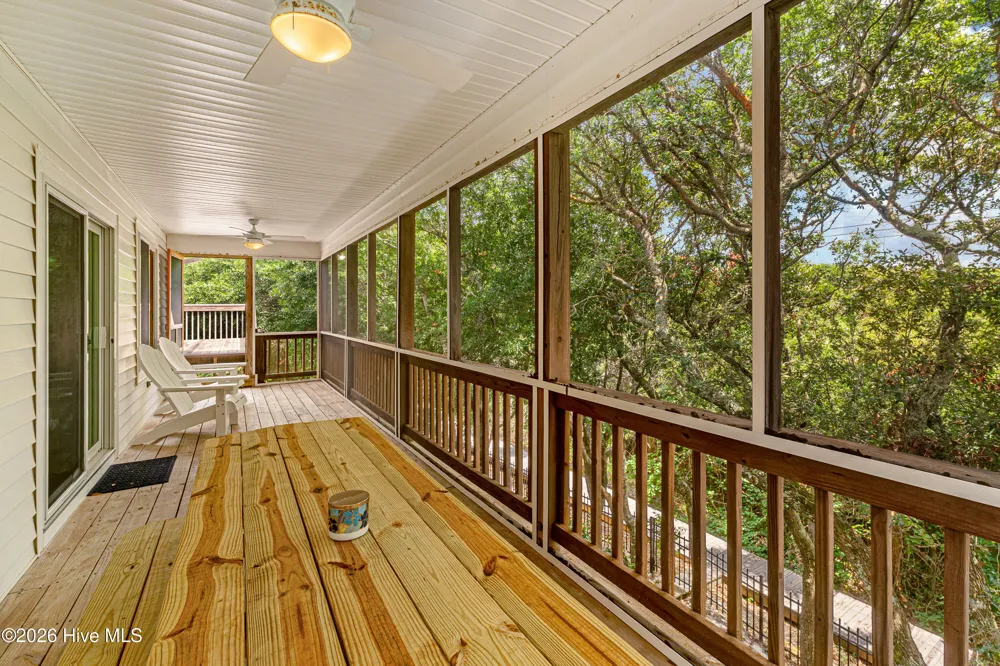 102 Sandpiper Lane Indian Beach, NC 28512