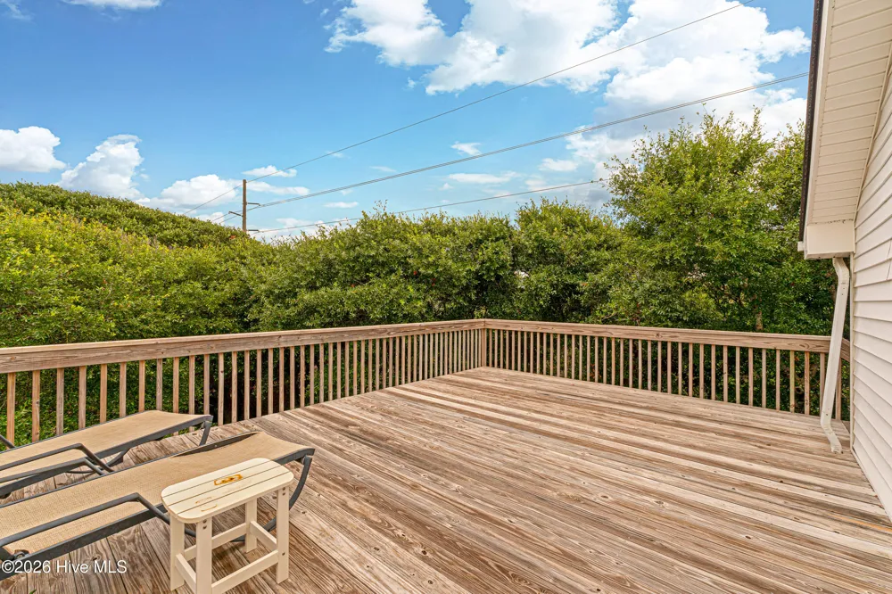 102 Sandpiper Lane Indian Beach, NC 28512