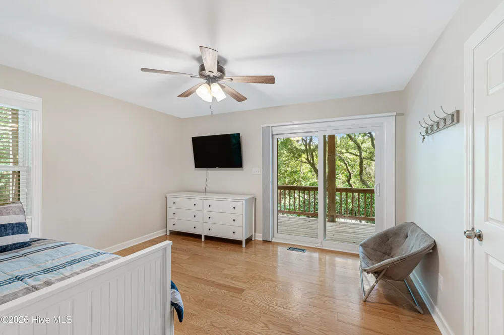 102 Sandpiper Lane Indian Beach, NC 28512