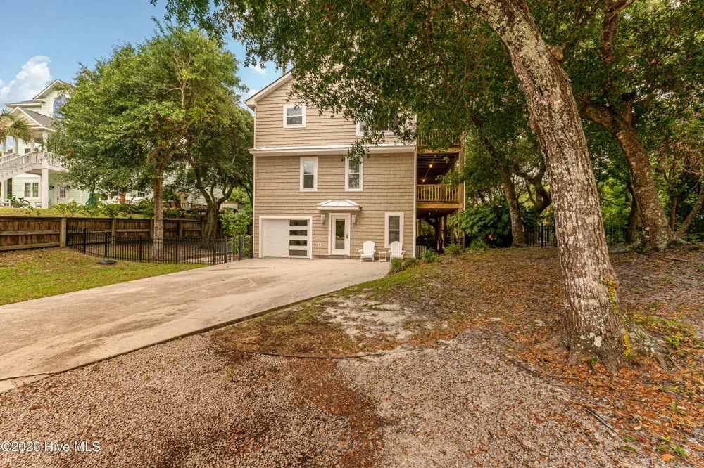102 Sandpiper Lane Indian Beach, NC 28512