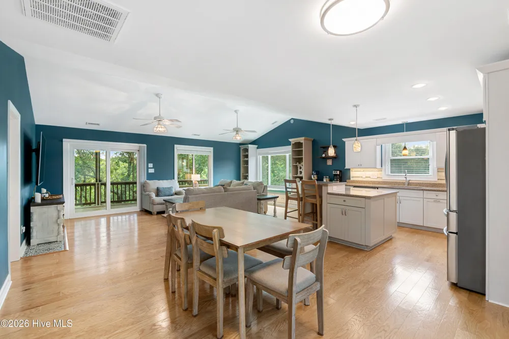 102 Sandpiper Lane Indian Beach, NC 28512