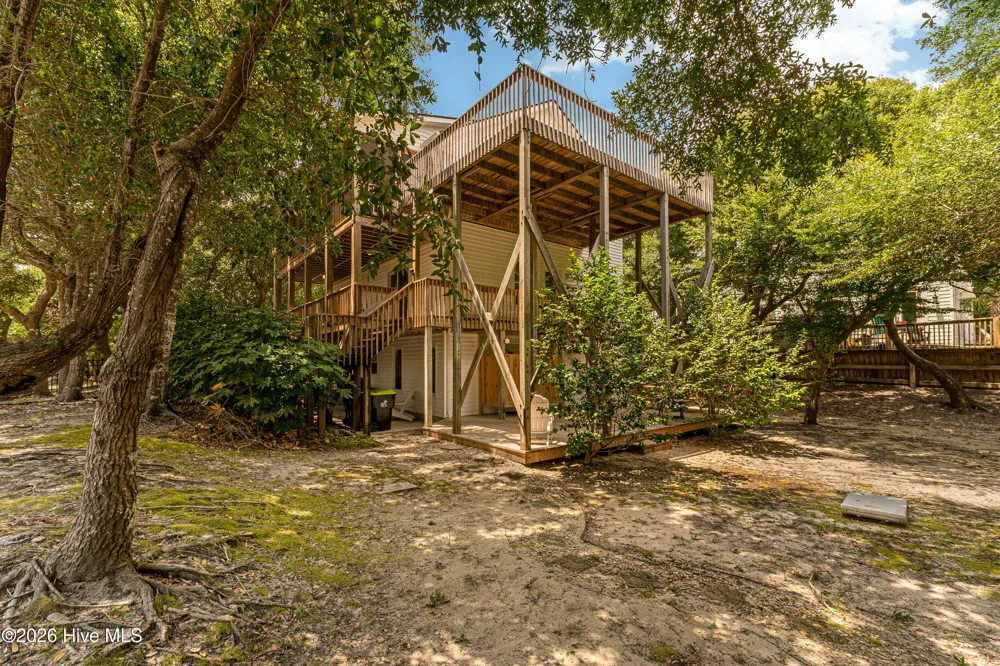 102 Sandpiper Lane Indian Beach, NC 28512