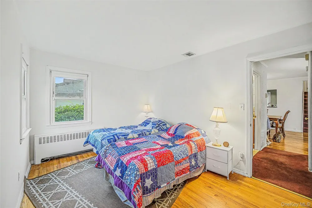 28 Greenvale Lane Syosset, NY 11791