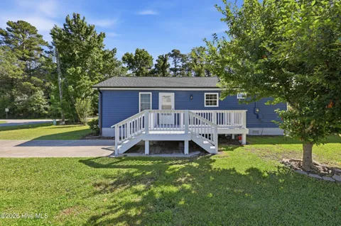 305 Beachview Drive